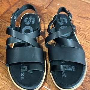 Sorel Flat Strapy Sandals - New Without Tags